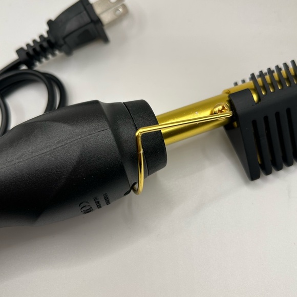 NWT Professional Hair Straightener Comb - Black and Gold - Picture 7 of 13